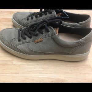 Mens Size 11 Ecco Shoes